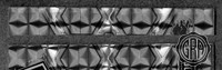 Front Edges (Top/Bottom)